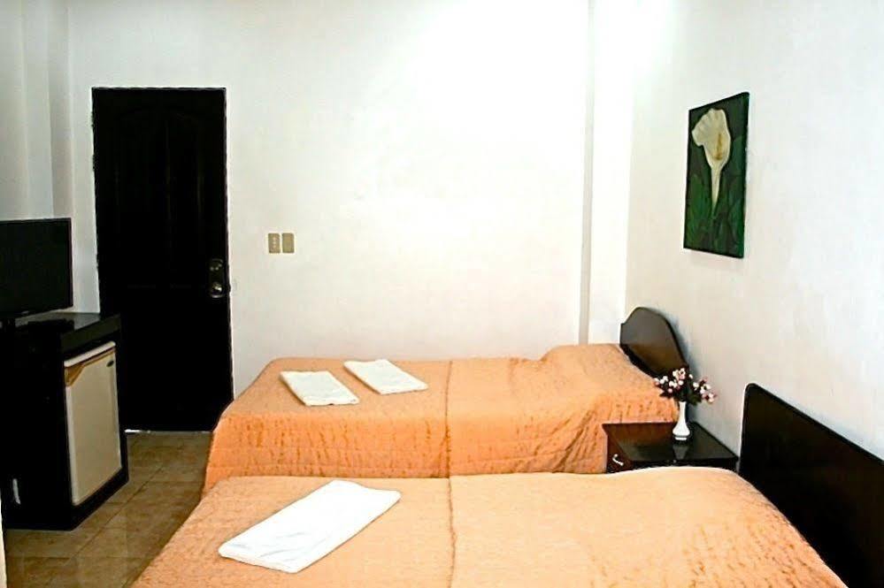 Island Inn Boracay Balabag  Buitenkant foto