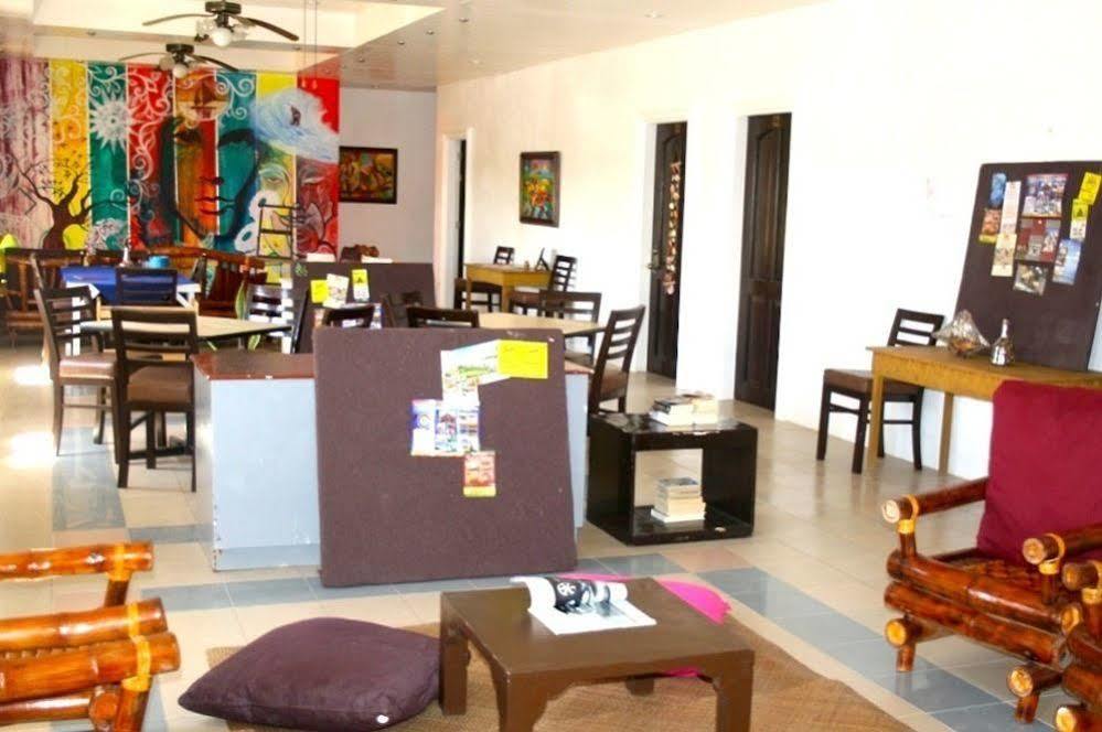 Island Inn Boracay Balabag  Buitenkant foto